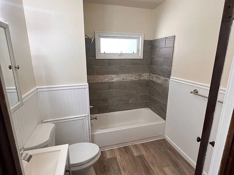 15407 School Ave — Photo 4