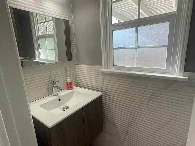10135 Kentucky Ave — Photo 9