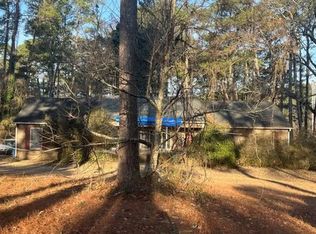 1627 Norden Rd, Riverdale, GA 30296