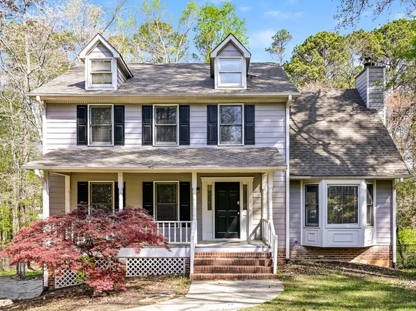 120 Tanglewood Dr, Fayetteville, GA 30214