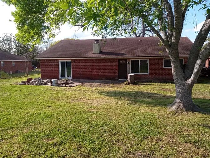 3 bed, 1533 sqft, $1,900 — Photo 3