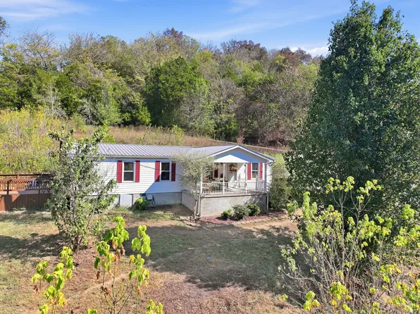 707 Dry Creek Rd, Dowelltown, TN 37059