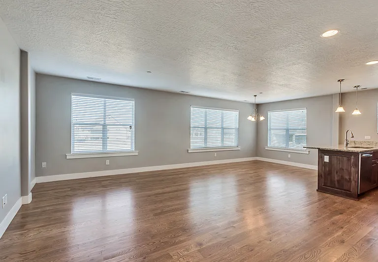 774 S 1600 W #204 — Photo 3