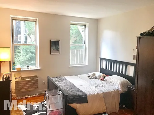 Rented by Mdrn Residential | media 1