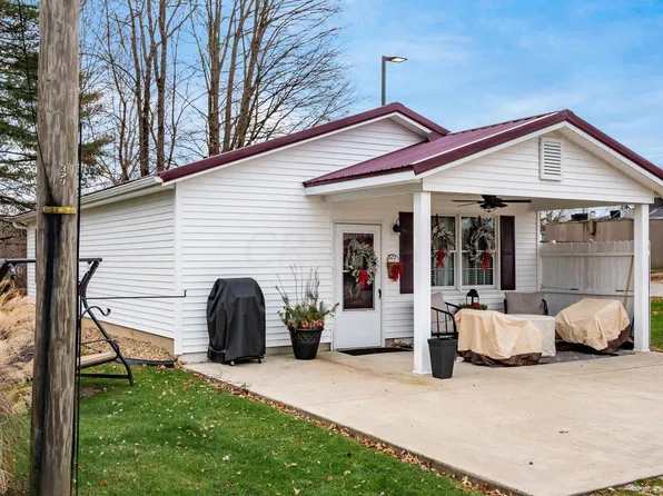 320 N Mill St, New Lexington, OH 43764