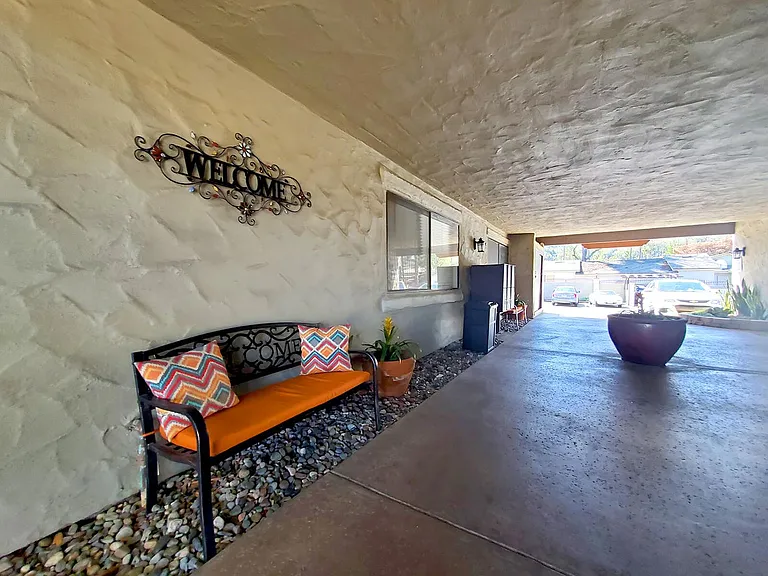 Indian Springs — Photo 14