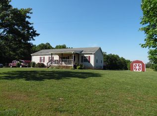 12499 County Line Rd, Keysville, VA 23947