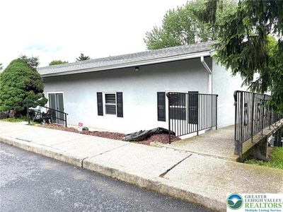 3300 Quarry St APT B2, Whitehall, PA, 18052