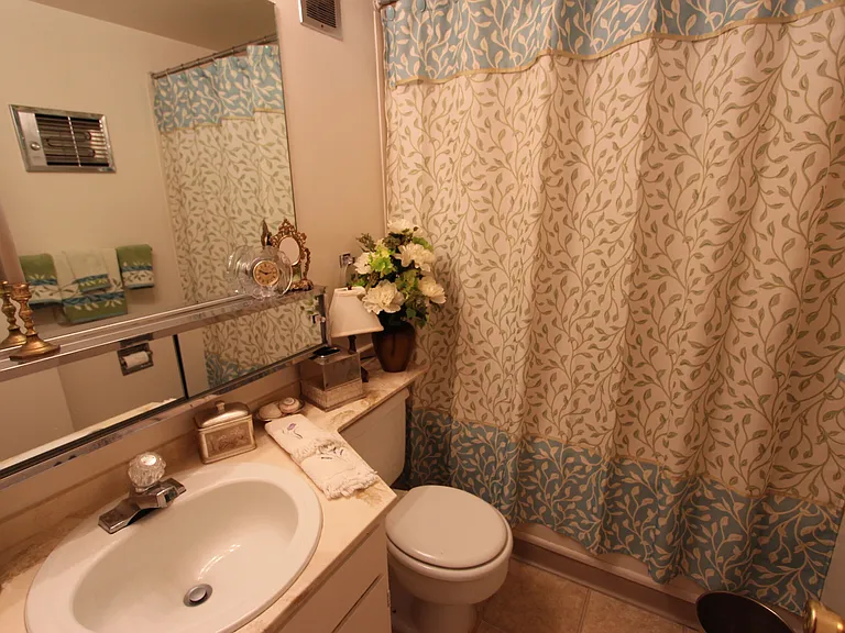 Turtle Creek Apartments — Photo 7