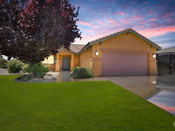7215 Pine Flat Dr, Bakersfield, CA 93311