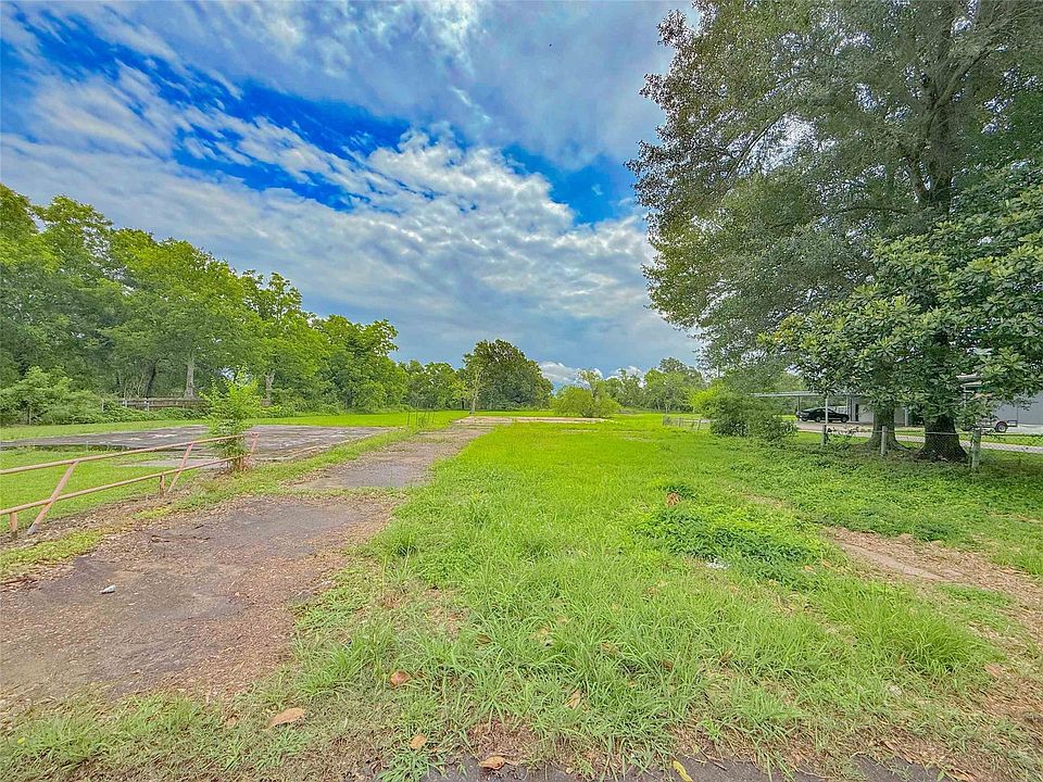 1st image of 1227 Dupont Dr