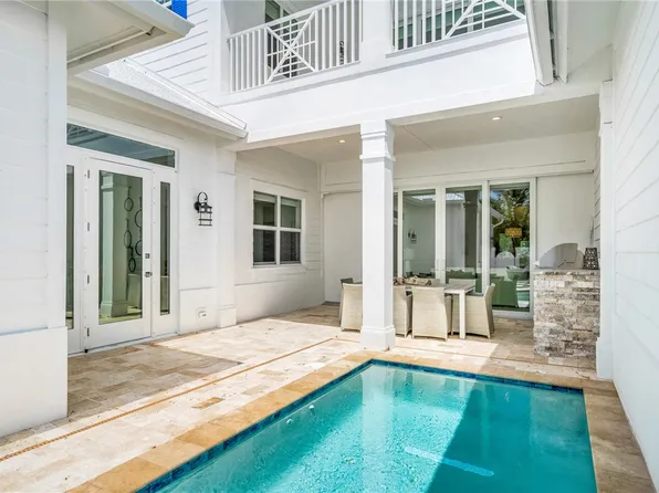 30 Strand Dr, Indian River Shores, FL 32963