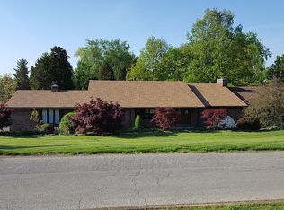 2425 Knob Hill Dr, Evansville, IN 47711