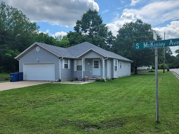 1702 S McKinley Ave, Joplin, MO 64801