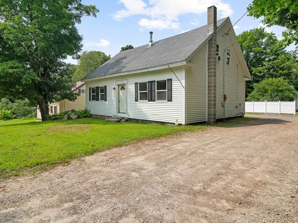 144 Meredith Center Rd, Meredith, NH 03253