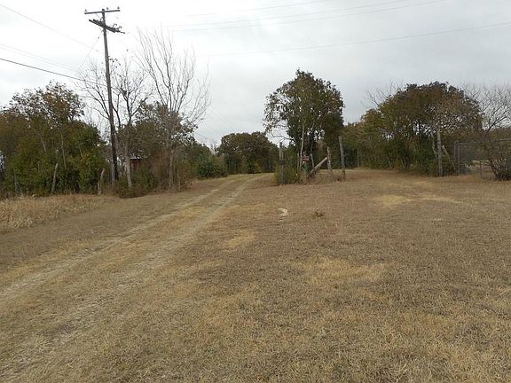 4th image of 400 Carlos G Parker Blvd SE