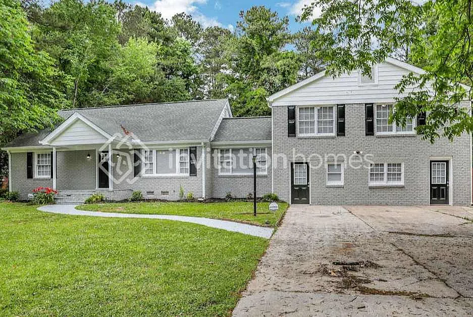 2465 Hogan Rd