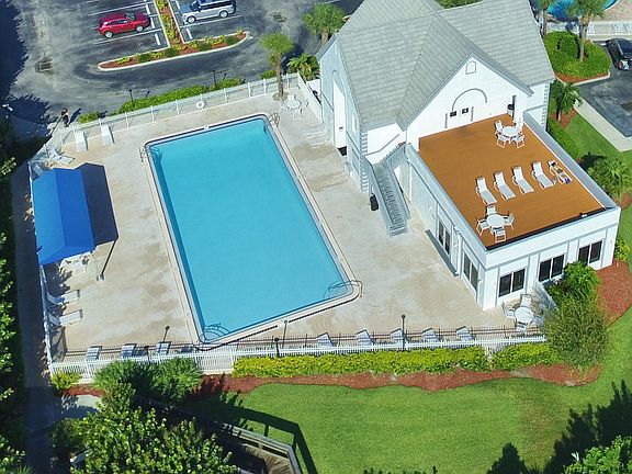 4th image of 403 Ocean Park Ln #V138
