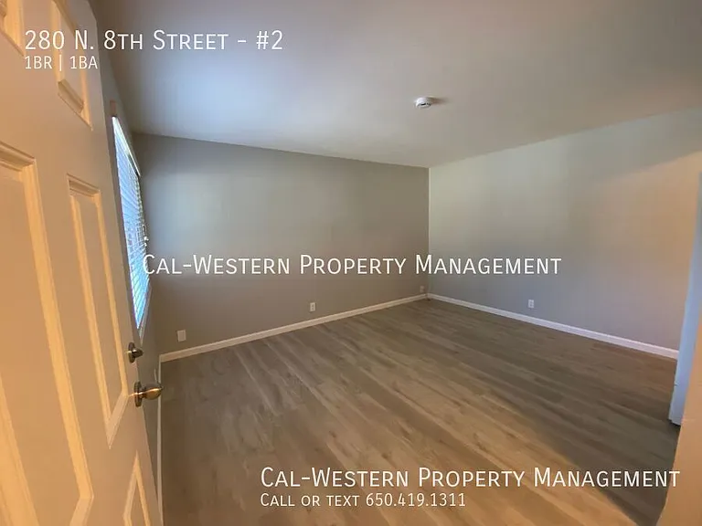 280 N 8th St #2 — Photo 2