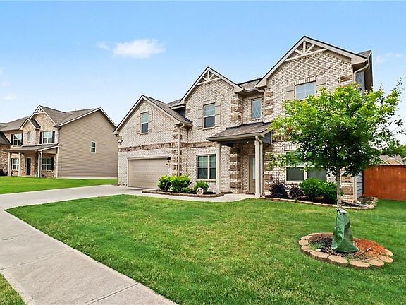 3rd image of 5673 Wyncreek Cir SW