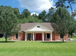 2730 Fountain View St, New Caney, TX 77357
