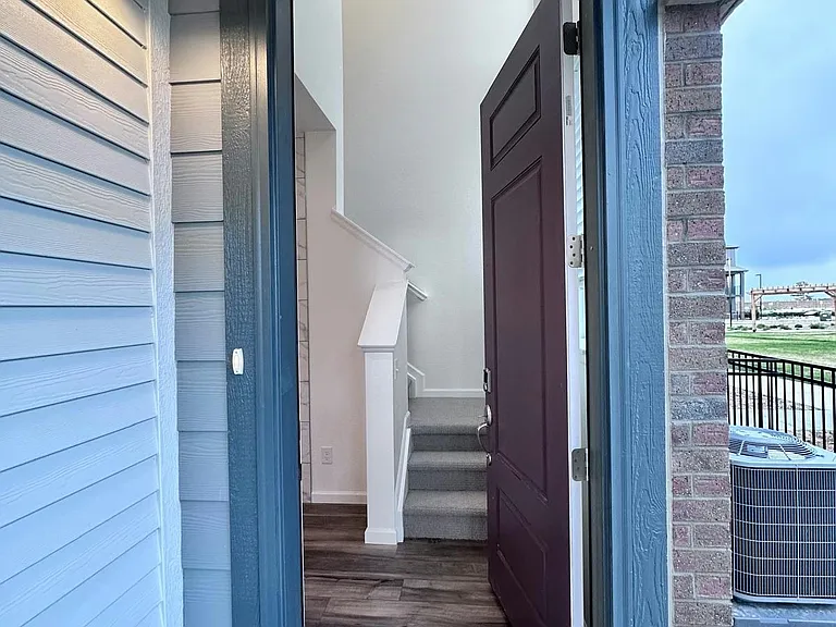 6857 Huddersfield Ln — Photo 2