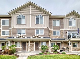 97 W Skyview Ranch Mnr NE, Calgary, AB T3N0R6