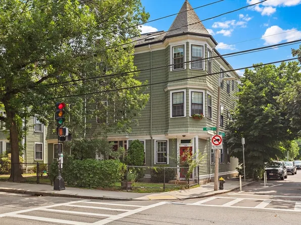 320 Amory St #2, Boston, MA 02130