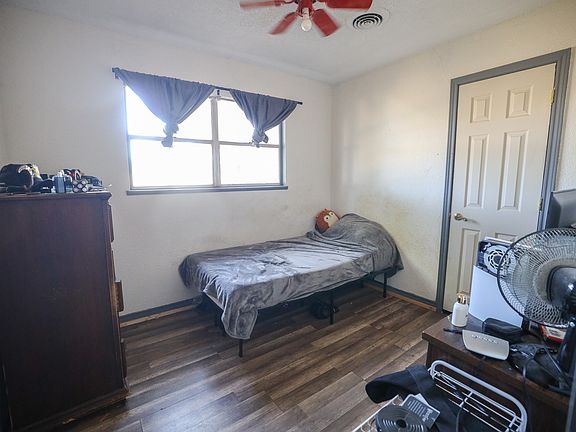 5th image of 4250 Sherwood Dr