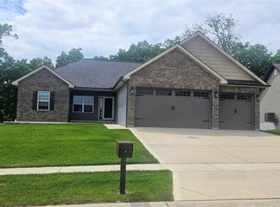 10711 Trenton Ln, Foristell, MO