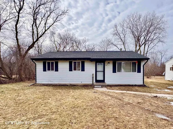 3910 Peach St, Saginaw, MI 48601