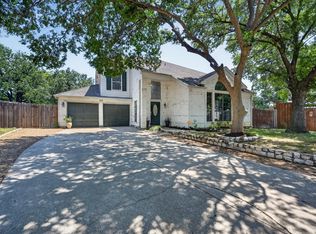 519 Fox Creek Ct, Denton, TX 76209