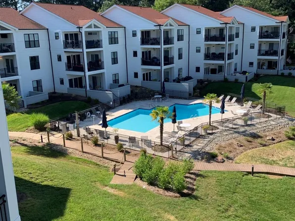 17811 Half Moon Ln APT L, Cornelius, NC 28031