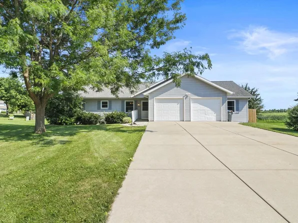 1621 Carlson Place, Watertown, WI 53094