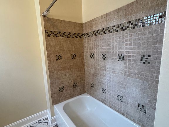 5th image of 5166 Parkside Ave Floor 2