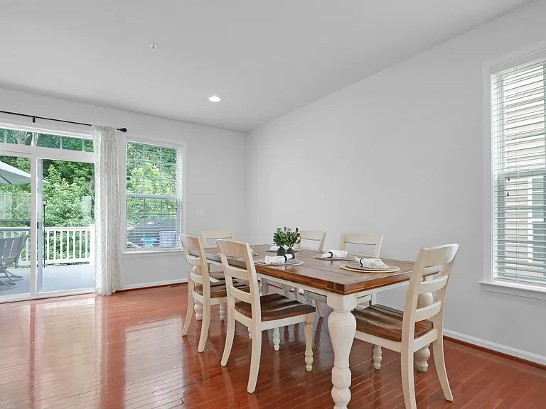 4817 Forest Pines Dr — Photo 15