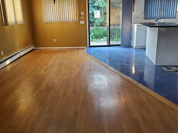 4th image of 7 Larch Dr