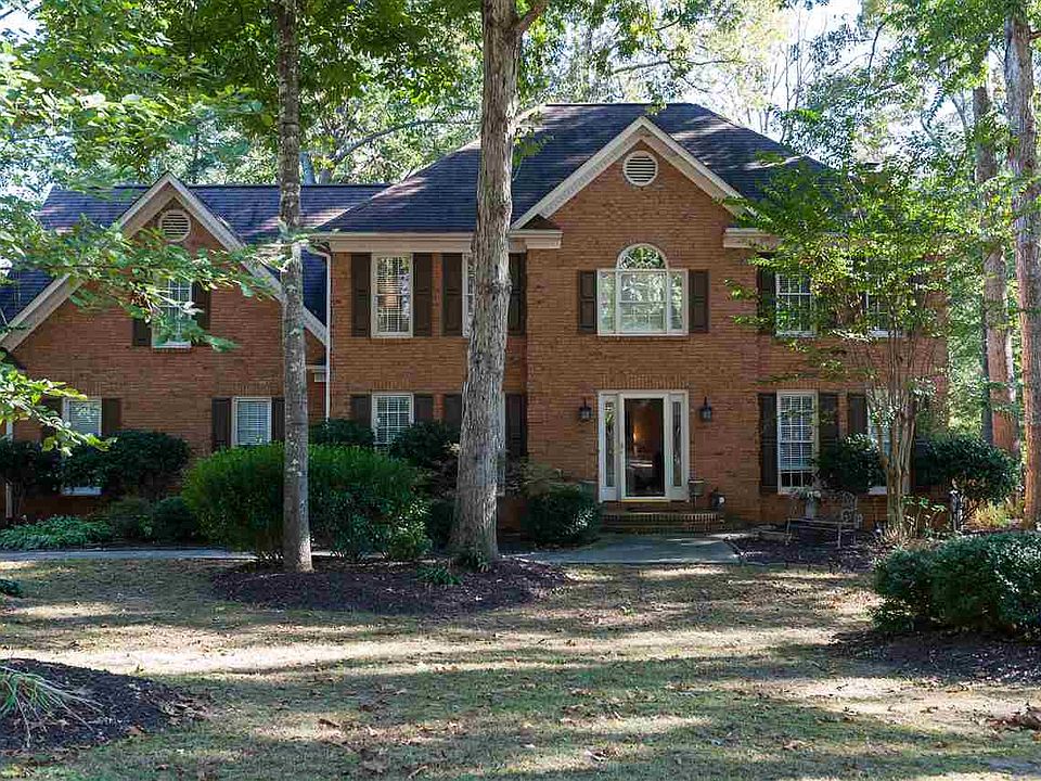 1st image of 165 Woodridge Dr