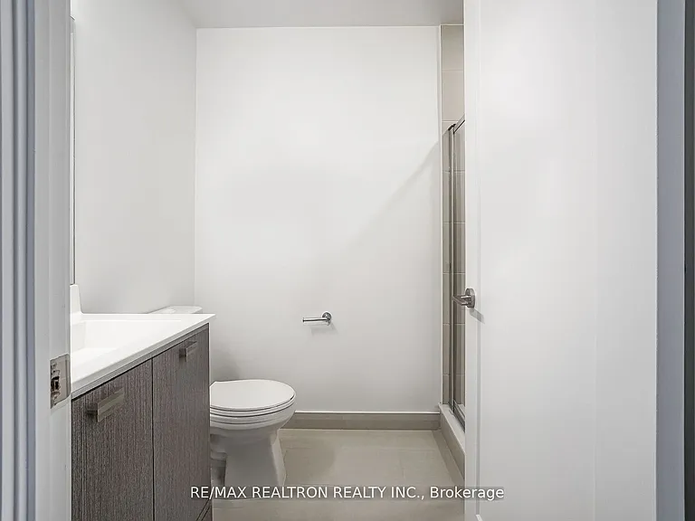 275 Village Green Sq #3315 — Photo 20