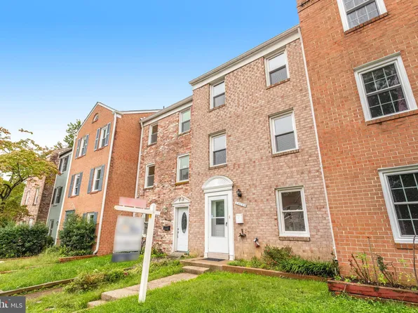 16720 Chowning Ct, Woodbridge, VA 22191