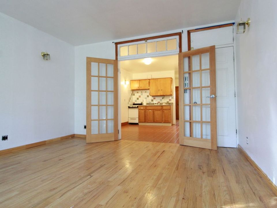1st image of 233 Boerum St APT 2R