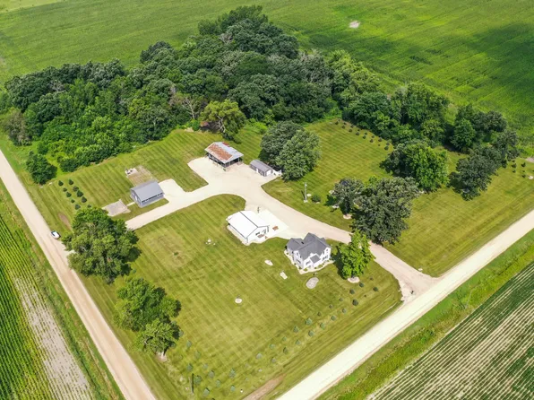32553 890th Ave, Blooming Prairie, MN 55917