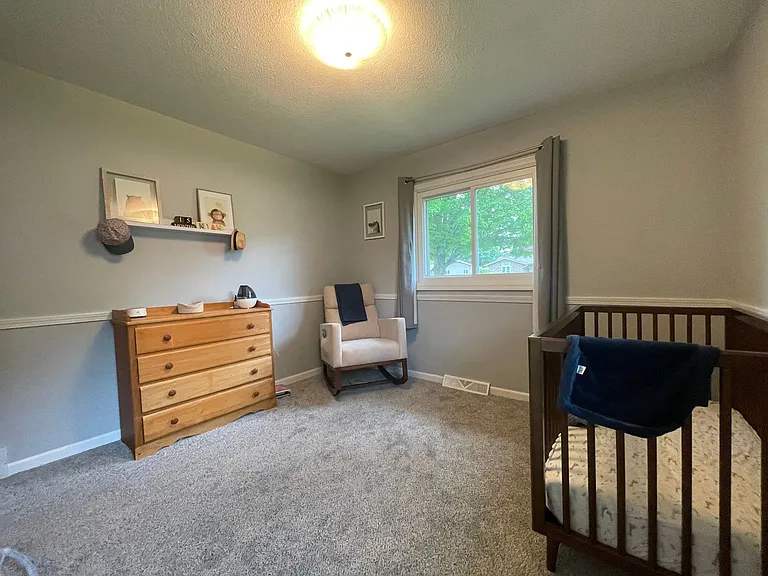 7865 Ridgewood Dr — Photo 17