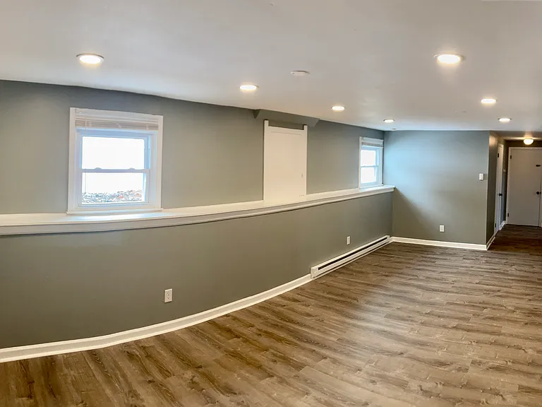 54 Muir Ave — Photo 18