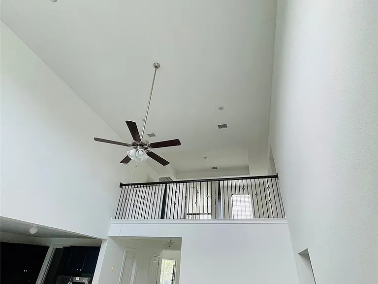 1228 Brasano Pl — Photo 12