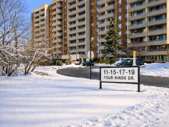 19 Four Winds Dr #104, Toronto, ON M3J 2S9