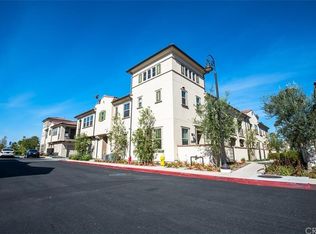 1402 El Paseo, Lake Forest, CA 92610