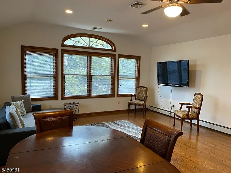 43 Martha Ave #2 — Photo 20