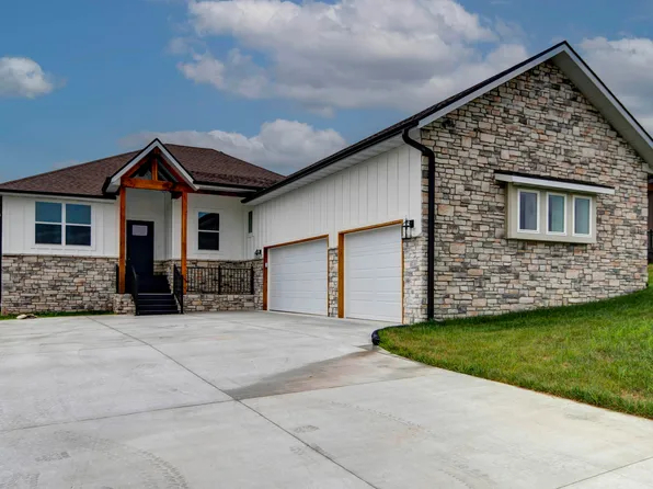 2212 Braxton Court, Ozark, MO 65721