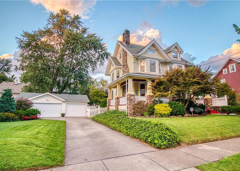 1st image of 227 College Ave